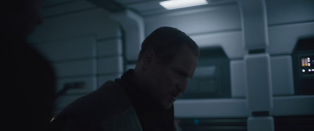 Solo - A Star Wars Story (2018) BluRay Hindi + English 720p 10bit HEVC DDP 5.1 ESub.mkv.0002